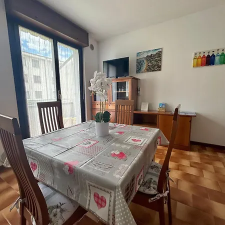 Casa La Brezza Lägenhet Dervio