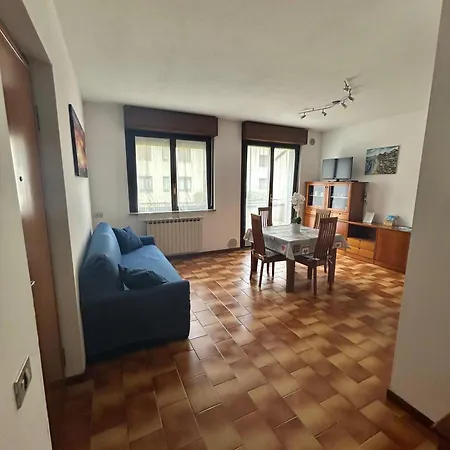Casa La Brezza דירה