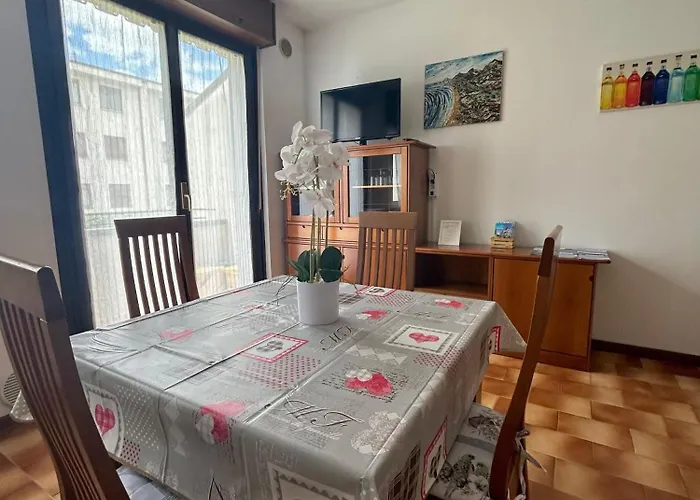 Casa La Brezza Lägenhet Dervio